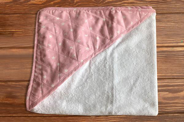 Baby Girl Set Of Towels With Embroidered Name | Accessories for Babies